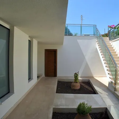 Sade 2 Villa *